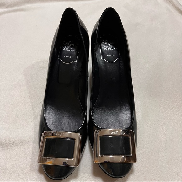 ROGER VIVIER Black Patent Leather Buckle Pumps Shoes Heels